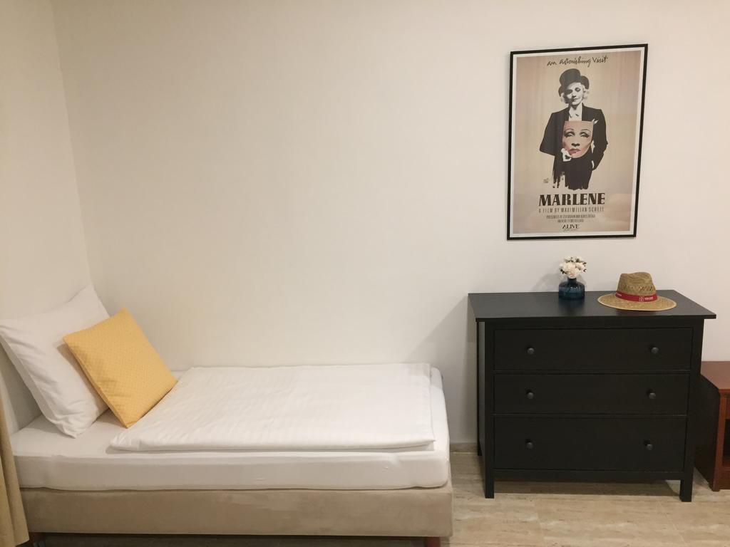 Apartman Za Radnici Вальтице Экстерьер фото